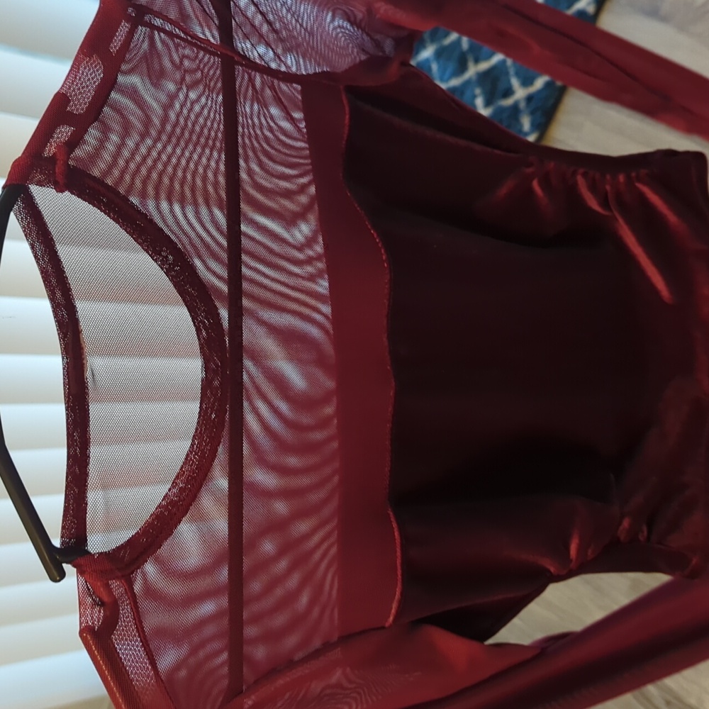Elegant Black and Red Velvet Mesh Long Sleeve Tops! XS Goth/Grunge/Glam - Picture 7 of 7